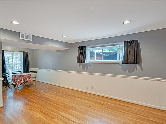 2nd image of 4704 Abbott Ave APT 111