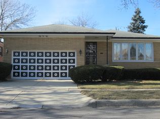 5550 S Monitor Ave, Chicago, IL 60638