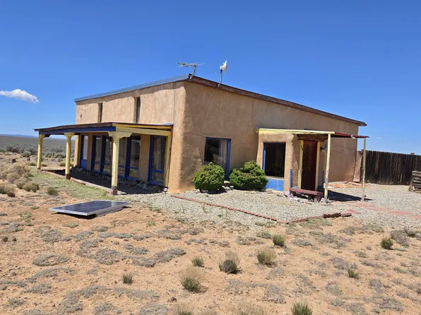 69 Sunset Blvd, Carson, NM 87517-000