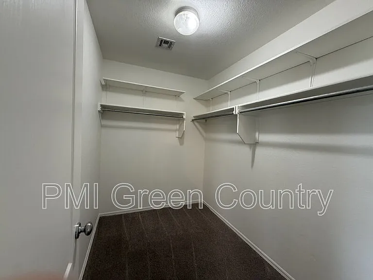 4040 W 105th St S — Photo 14