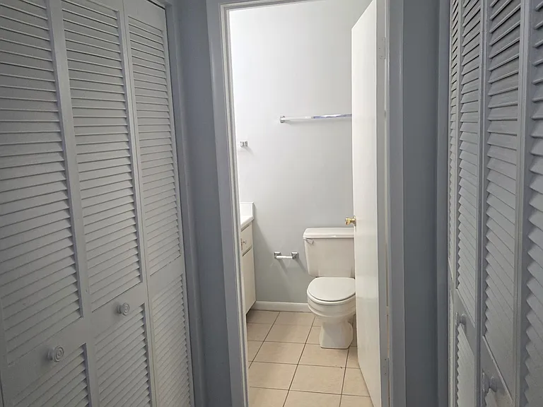 100 Blair Rd — Photo 11