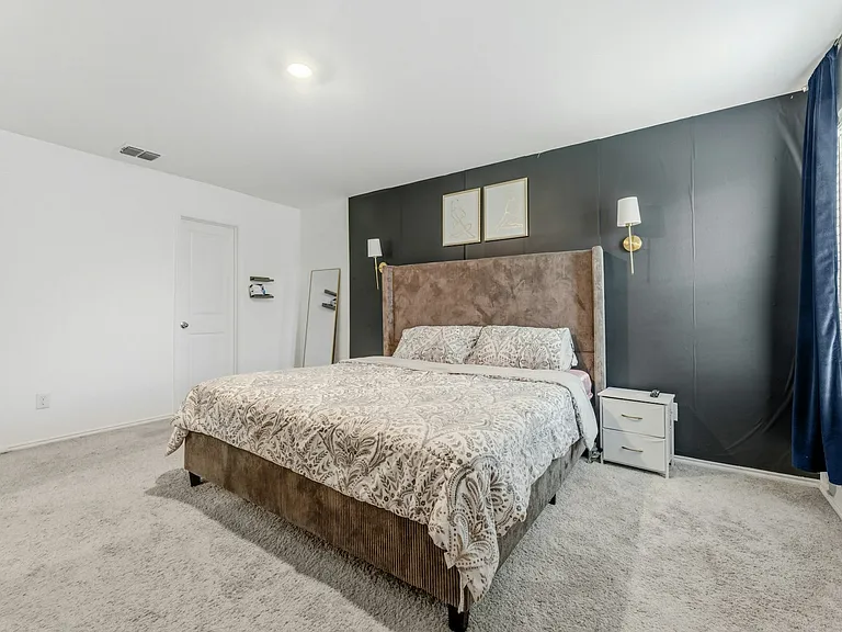2915 Acacia Dr — Photo 15
