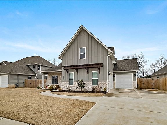 2nd image of 2802 S 20th Pl