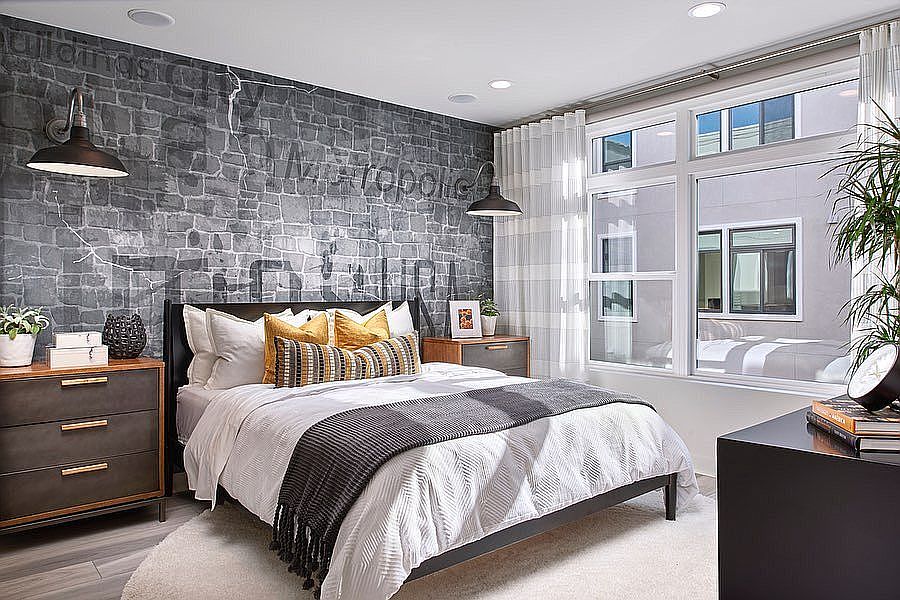 2nd image of 107 Henry Dr