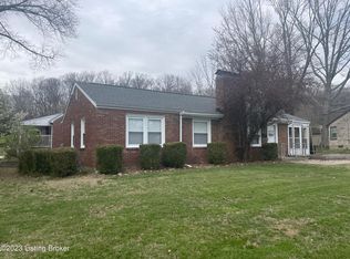 933 Southview Rd, Louisville, KY 40214