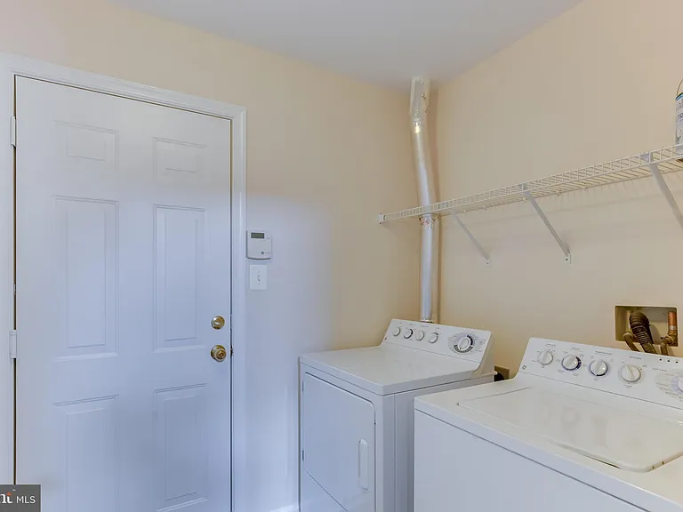 1008 Hampton St — Photo 24