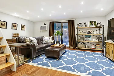 Rented by (Legacy) Elegran