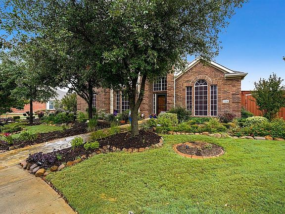 4th image of 1184 Oak Hill Ln