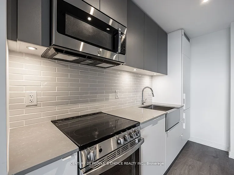 270 Dufferin St #713 — Photo 12