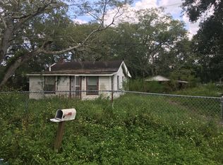 3465 Oak Dr, Dover, FL 33527