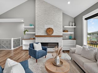 5108 154th Cir, Urbandale, IA 50323