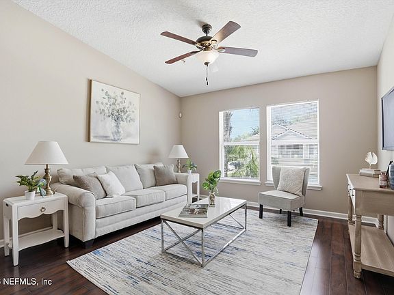 3rd image of 8204 WHITE FALLS Boulevard #109