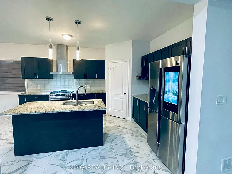 2341 Marcel Cir — Photo 8