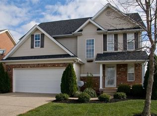 7019 Black Walnut Cir, Louisville, KY 40229
