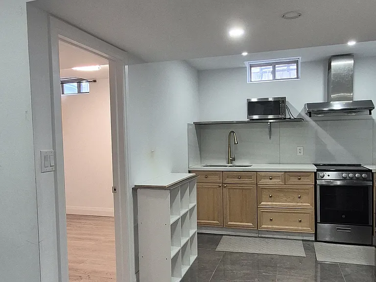 24 Stony Hill Blvd #BASEMENT — Photo 10