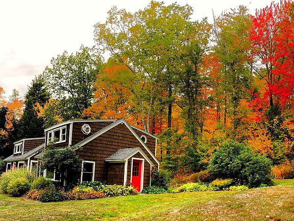 3rd image of 71 Woods Road