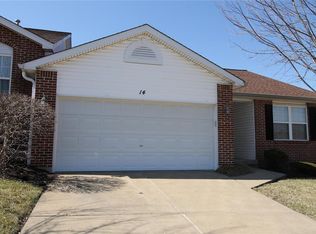 14 Hill Pointe Ct #33, Saint Charles, MO