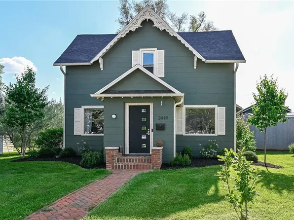 2419 S Walnut St, Yorktown, IN 47396