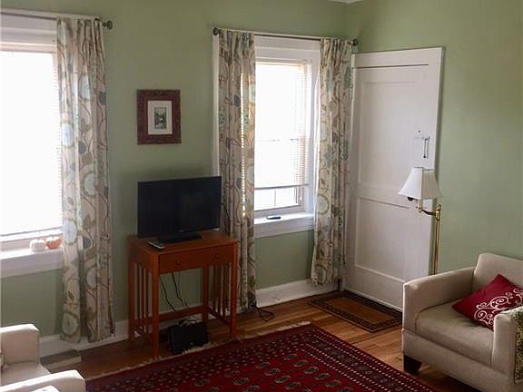 5th image of 2825 Fairfield Ave APT 2