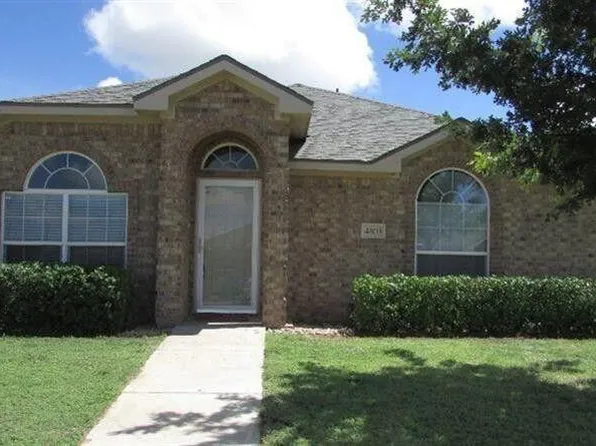 4805 Jarvis St, Lubbock, TX 79416