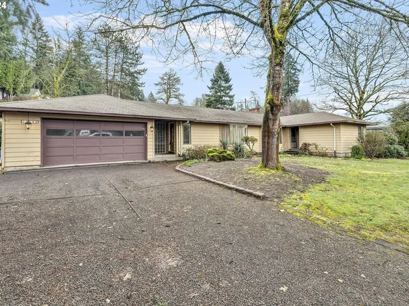 13268 Clackamas River Dr, Oregon City, OR 97045