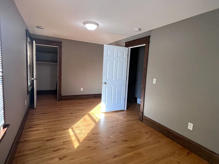 1025 Sherman St SE — Photo 11