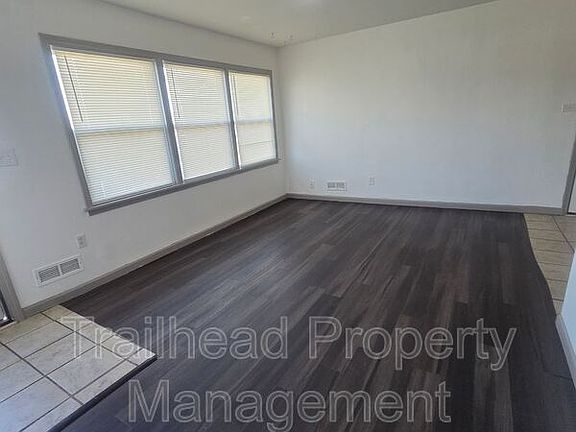 4th image of 11127 Blue Ridge Blvd