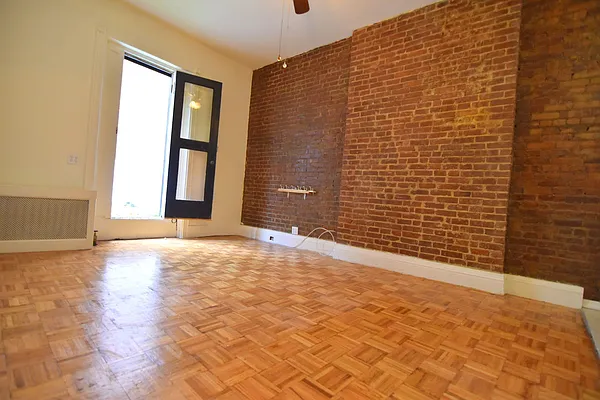 Rented by Manhattan Spaces | media 7