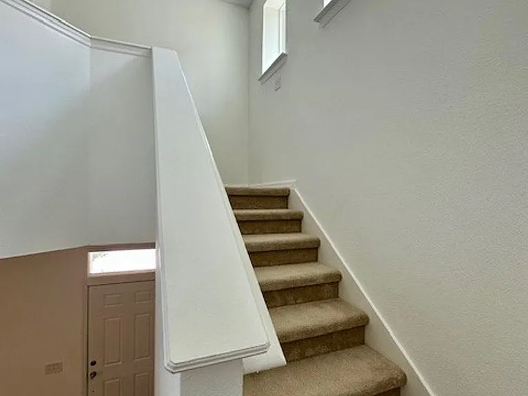 8642 Powder Ridge Trl — Photo 16