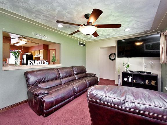4th image of 4654 E Orleans Ave