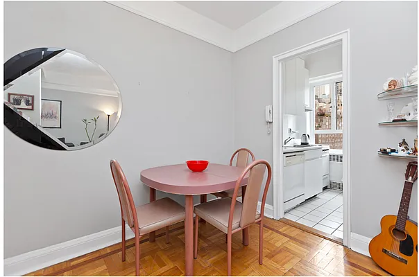 Sold by Akam Sales and Brokerage | media 3