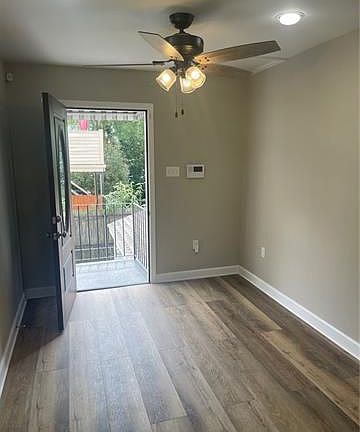 4th image of 4110 S Saratoga St