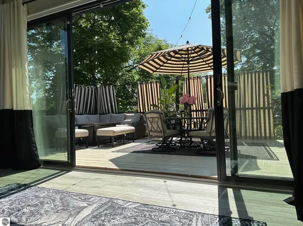 1217 Tomah Dr, Mount Pleasant, MI 48858