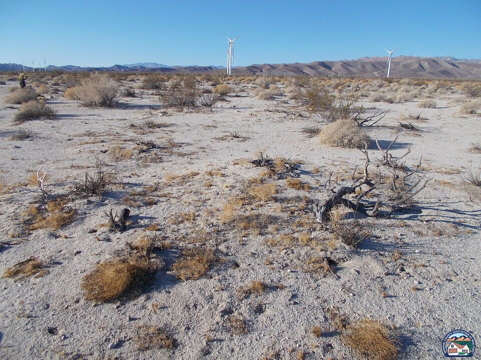 2nd image of 1 N Imperial Hwy