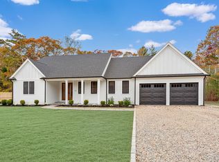 99 Orchard Rd, Mashpee, MA 02649