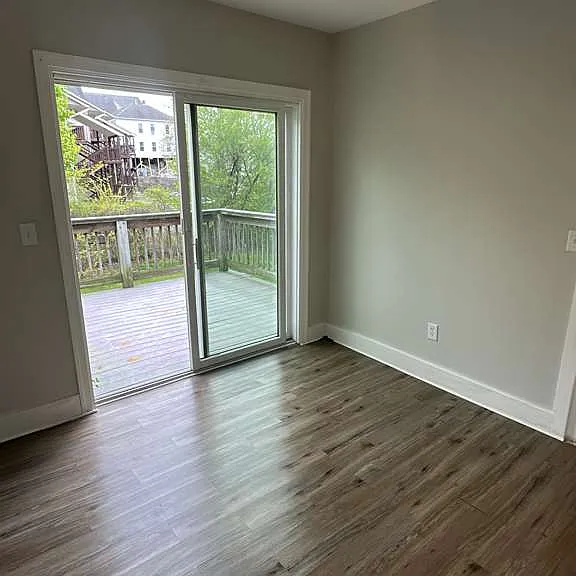 133 Brook St #2L — Photo 16