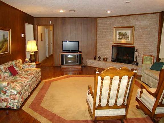 5th image of 1220 Wilchester Cir