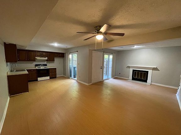 3rd image of 2908 Affirmed Ct APT C