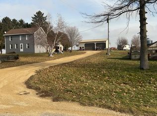 6087 S Hollywood Rd, Baileyville, IL 61007