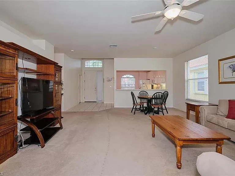 11330 Lakeland Cir — Photo 16