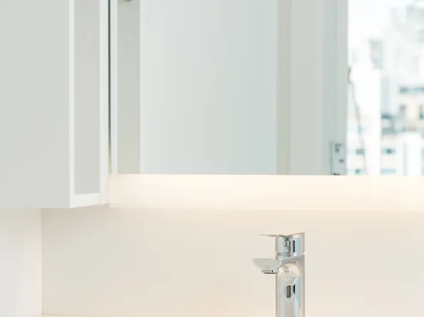 1188 Bidwell St, Vancouver, BC