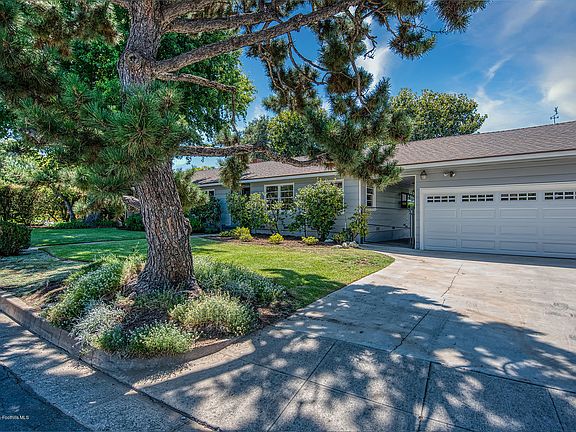 2nd image of 1810 La Cresta Dr