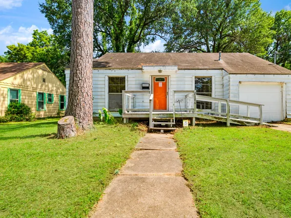 2106 Cleveland St, Paris, TX 75460