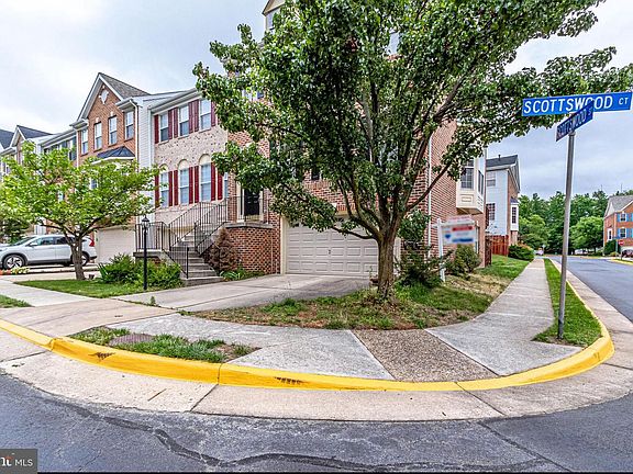 3rd image of 5300 Scottswood Ct