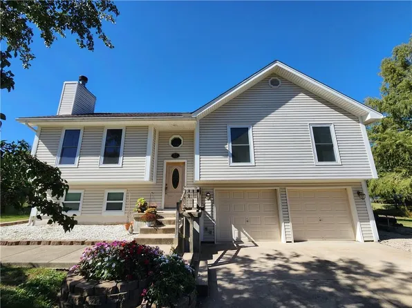 20 Skyline Dr, Adrian, MO 64720