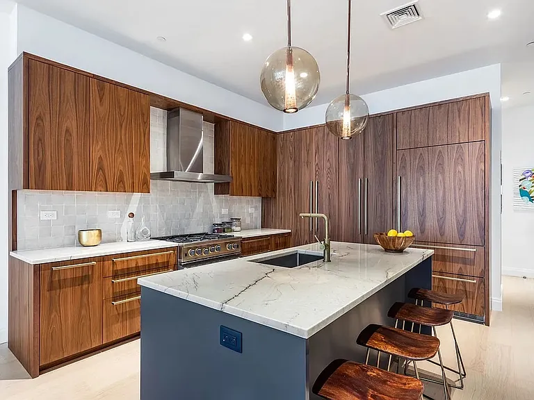 106 Franklin St #4 — Photo 5