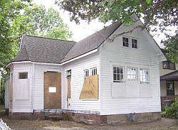 1st image of 2218 Raymond Park Dr