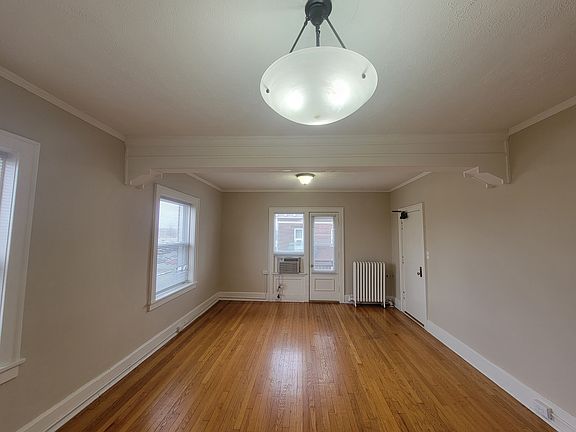 3rd image of 2464 Harney St APT 51