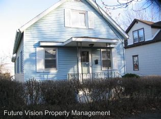 820 Summit St, Joliet, IL 60435