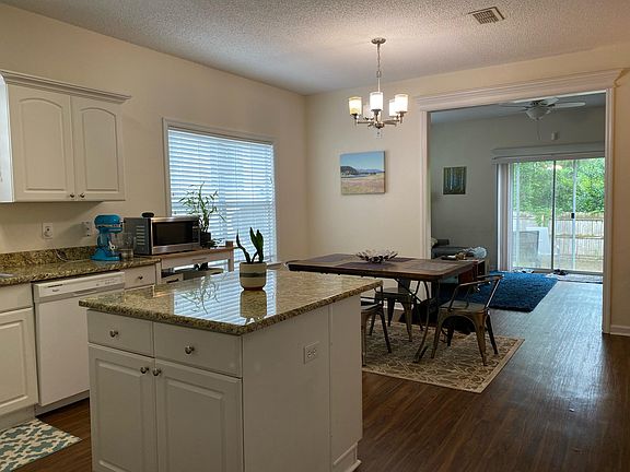 5th image of 5044 Mint Hill Ct